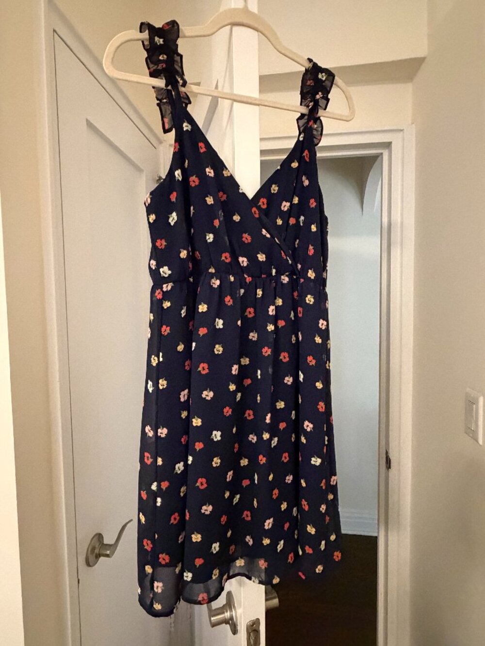 Madewell Ruffle-Strap Wrap Dress in Confetti Floral Size 2